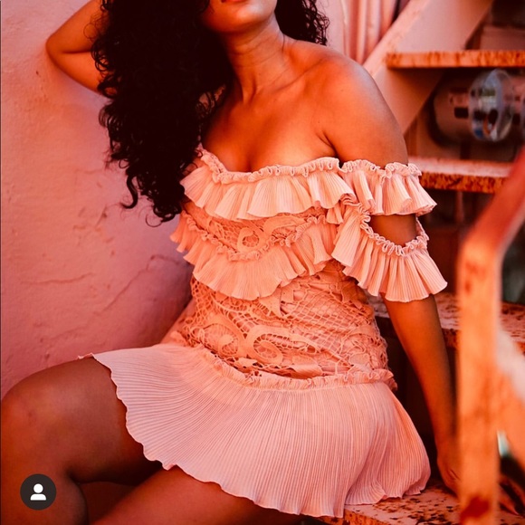 Romantic Ruffled Dress - Picture 2 of 8